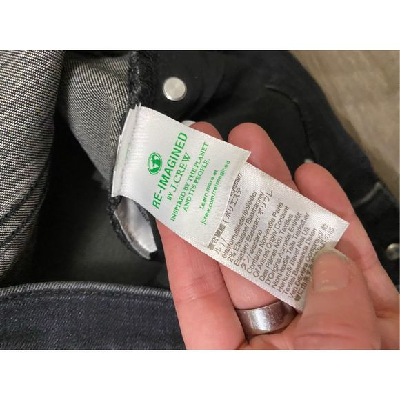 J. Crew 9" demi-boot crop jean in Dark Worn wash, Size 30T, MSRP $138 - Picture 4 of 12